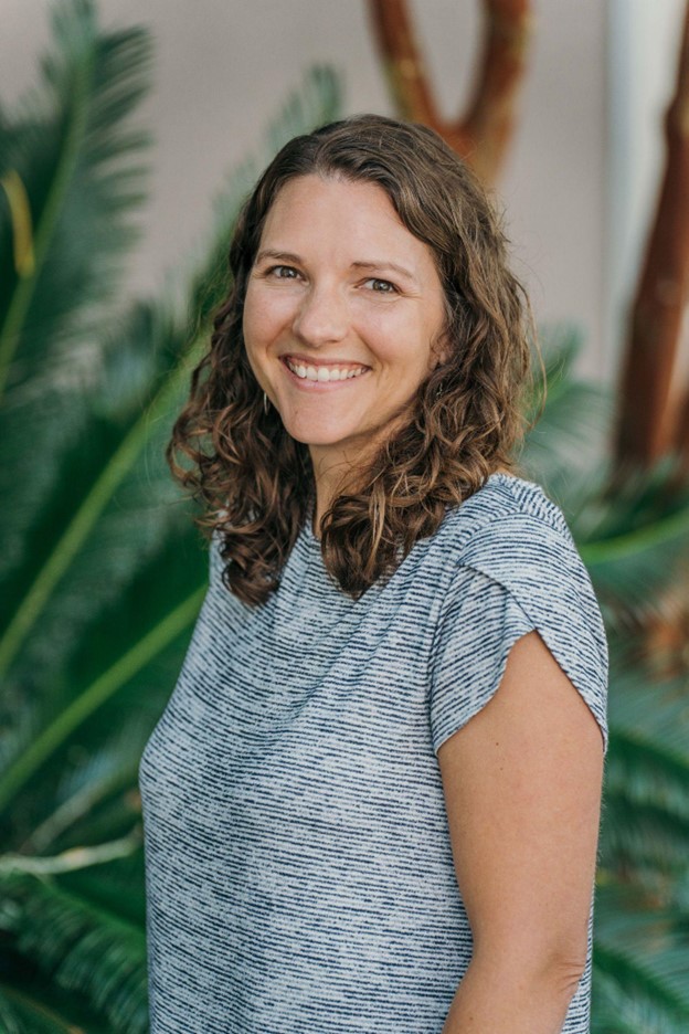 Elizbeth Madden Headshot